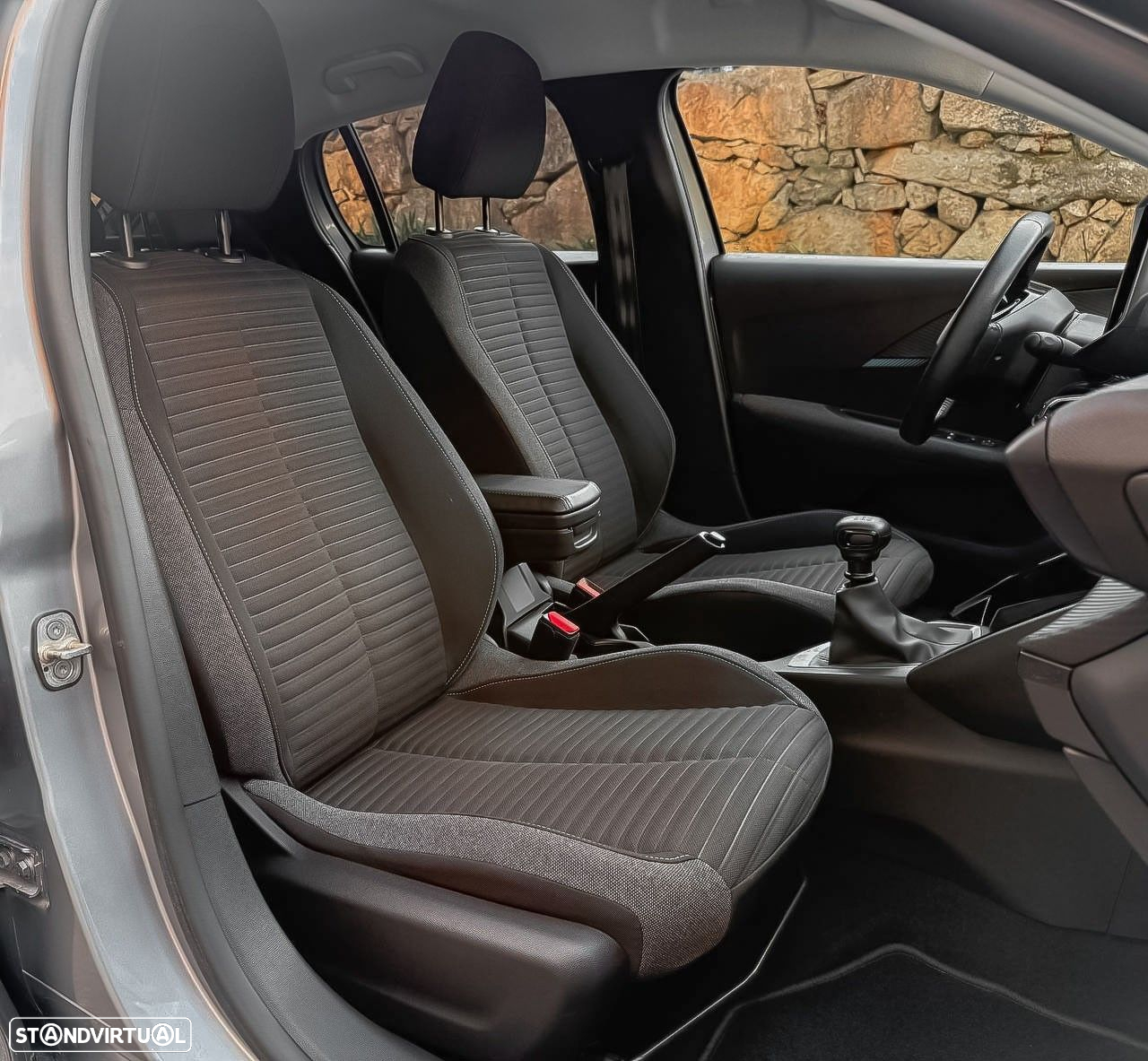 Peugeot 208 PureTech 100 Style - 23