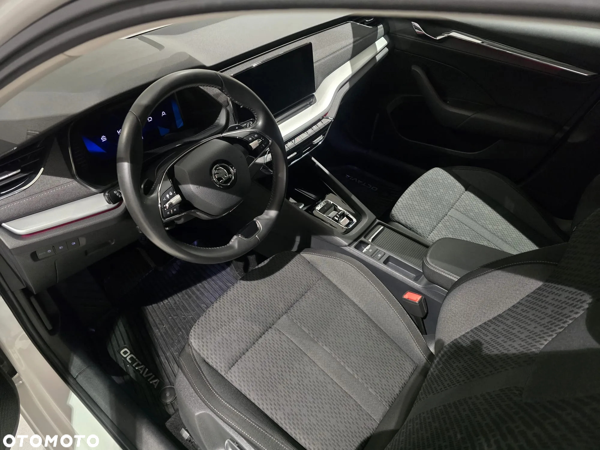 Skoda Octavia 2.0 TDI 4x4 Style DSG - 8