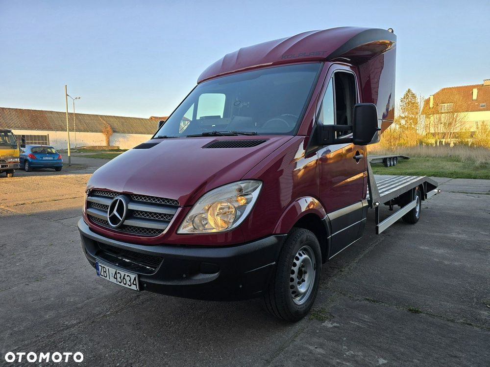 Mercedes-Benz Sprinter - 12