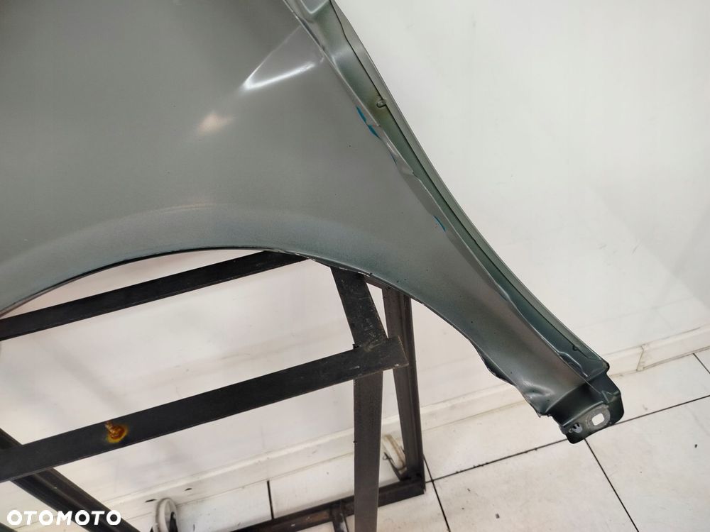 mercedes w245 05r- błotnik prawy przód przedni 478 - 10