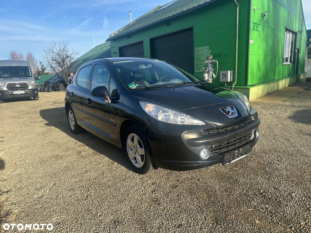 Peugeot 207 - 3