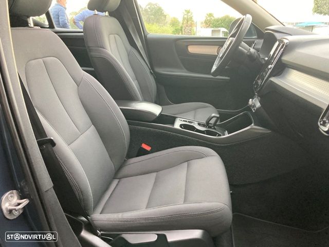 Volvo XC 40 T5 Recharge DKG Essential - 36