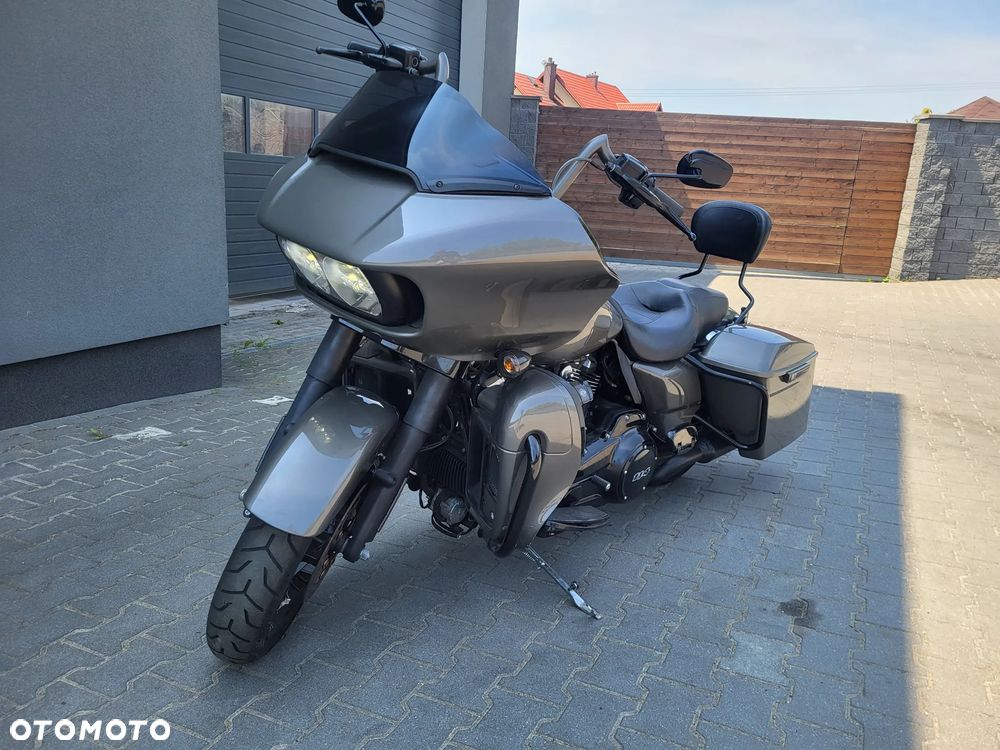 Harley-Davidson Touring Street Glide - 3