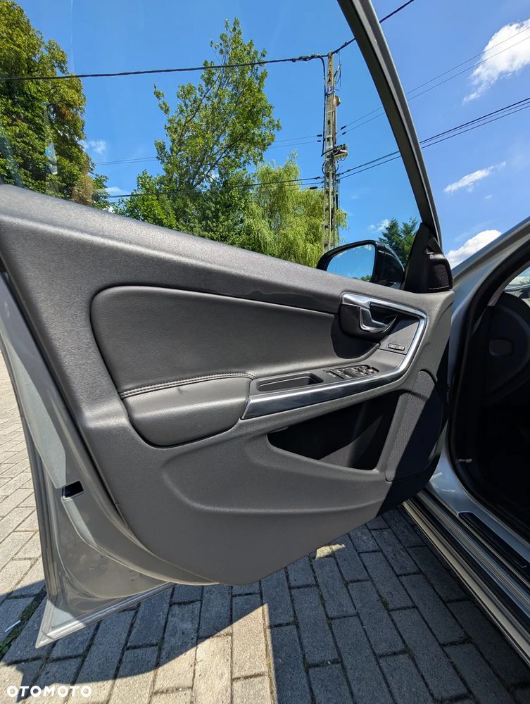 Volvo V60 - 28