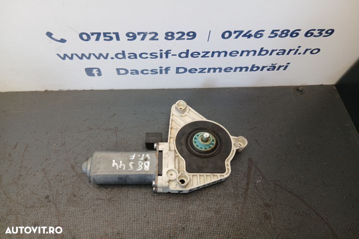 Motoras macara geam fata stanga 5Q4959801B 5Q4959801B Volkswagen VW P - 1