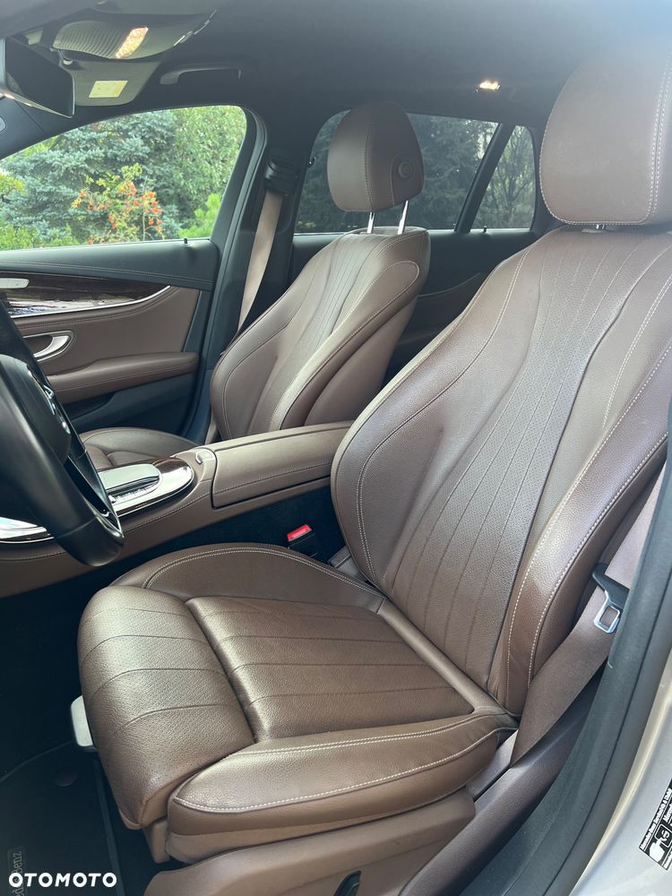 Mercedes-Benz Klasa E 220 d 4-Matic Avantgarde - 12