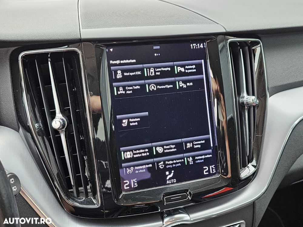 Volvo XC 60 D5 AWD Geartronic RDesign - 26