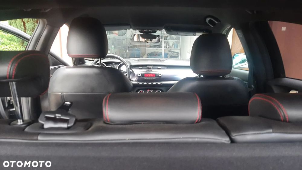 Alfa Romeo Giulietta 1.4 TB Distinctive - 17