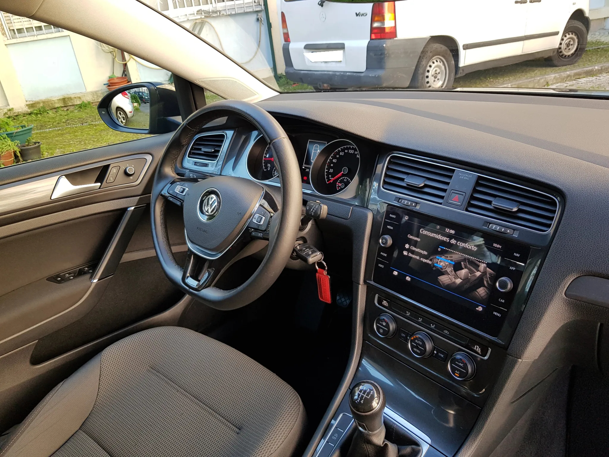 VW Golf Variant 1.6 TDI Confortline - 51