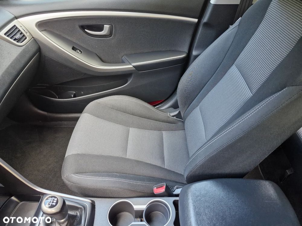 Hyundai i30 1.4 Intro Edition - 18