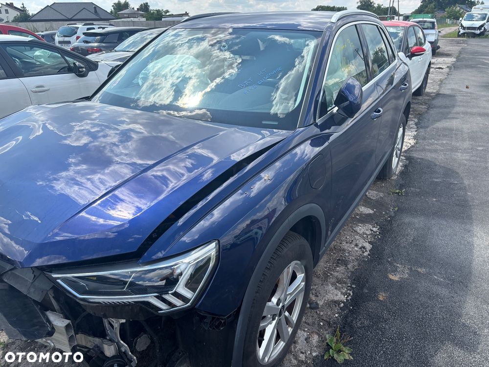 Audi Q3 45 TFSIe S tronic - 1