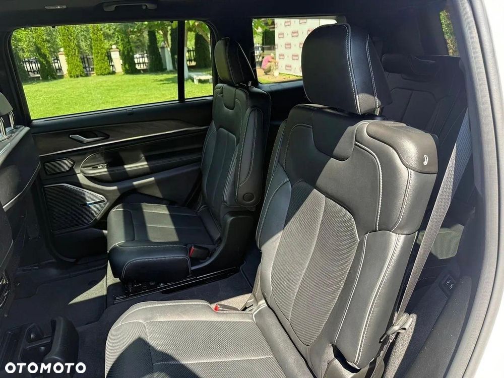 Jeep Grand Cherokee 3.6 V6 Limited - 28