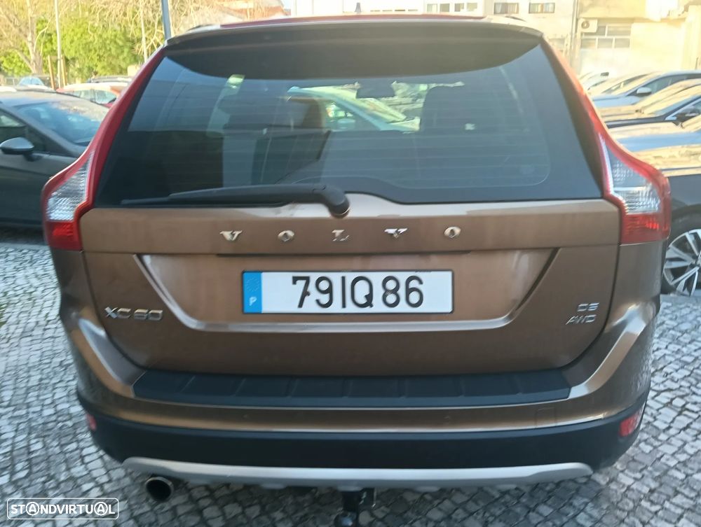 Volvo XC 60 D5 Momentum - 27