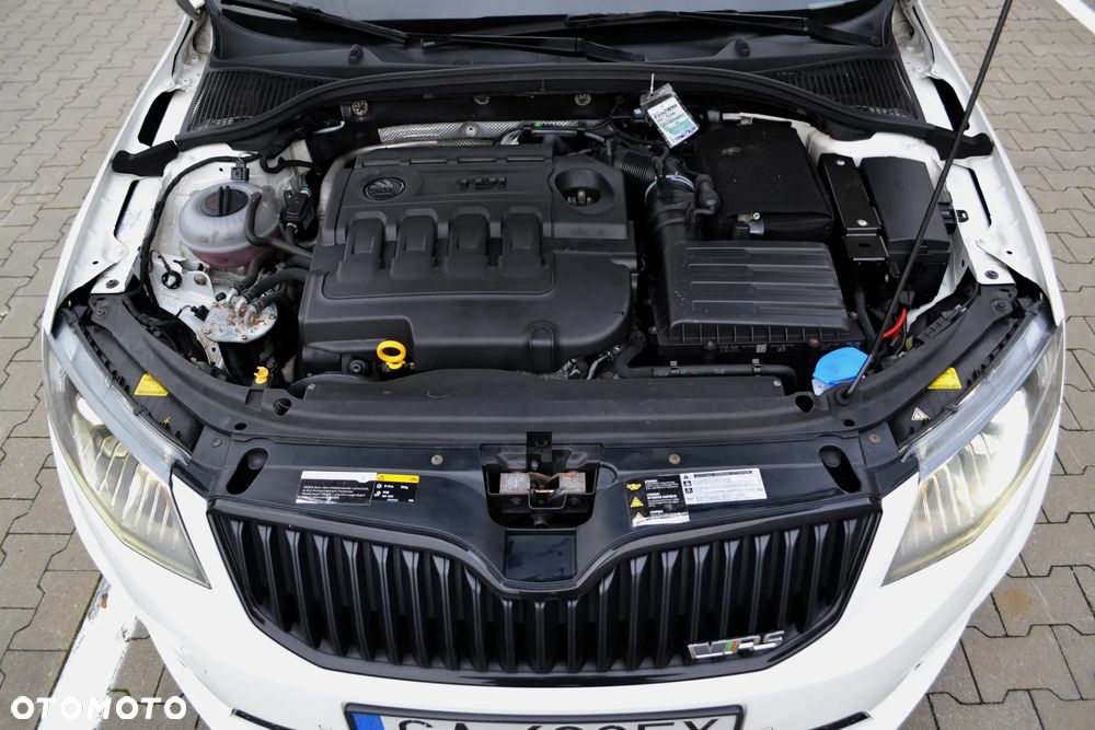Skoda Octavia 2.0 TDI RS - 36