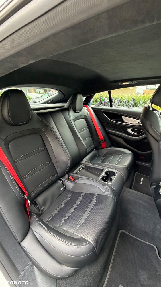Mercedes-Benz AMG GT 53 4Matic+ Speedshift TCT 9G - 27