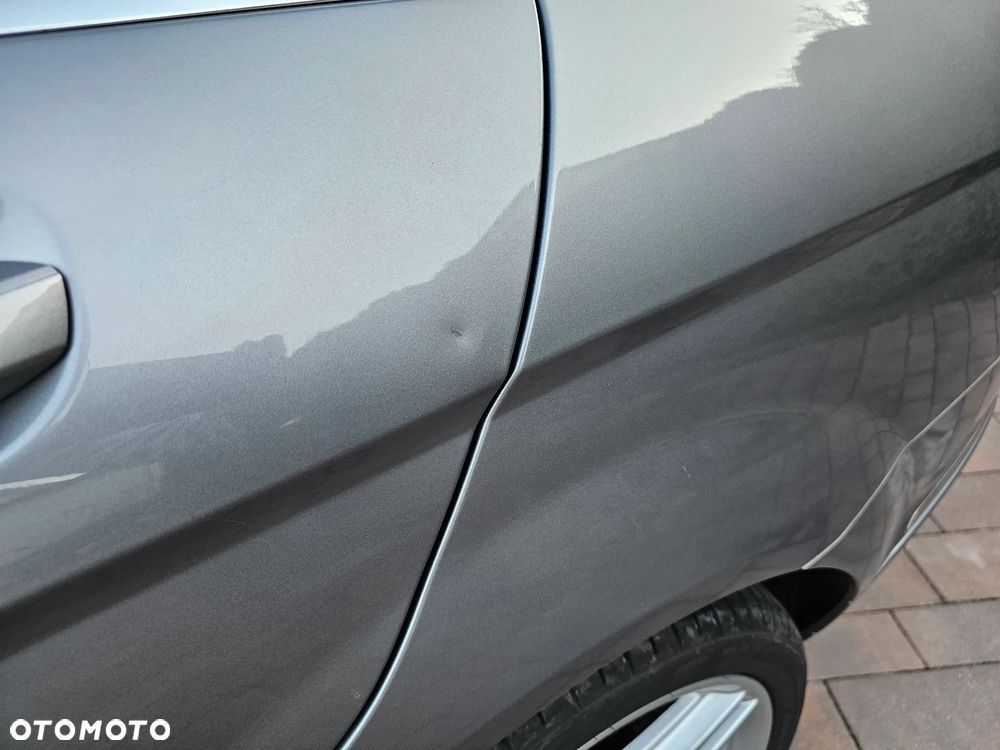 Mercedes-Benz Klasa C 180 CGI Automatik BlueEFFICIENCY - 8