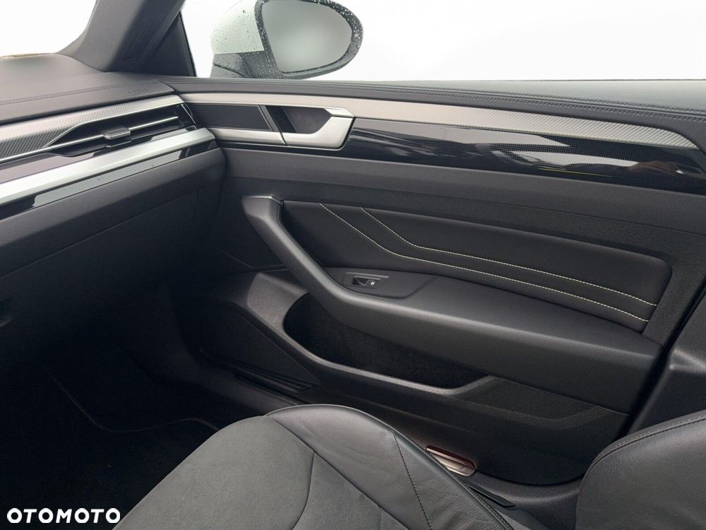 Volkswagen Arteon Shooting Brake 2.0 TDI 4Motion R-Line DSG - 35