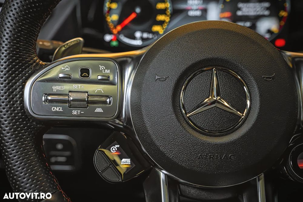 Mercedes-Benz GLA AMG 35 4MATIC Aut. - 22