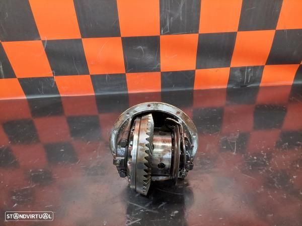 Diferencial  Mitsubishi L 200 / Triton Camião De Plataforma/Chassis (K - 1