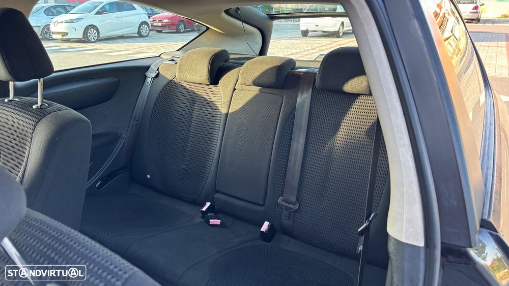Citroën C4 1.6 HDi 110 VTR Pack CMP6 - 8