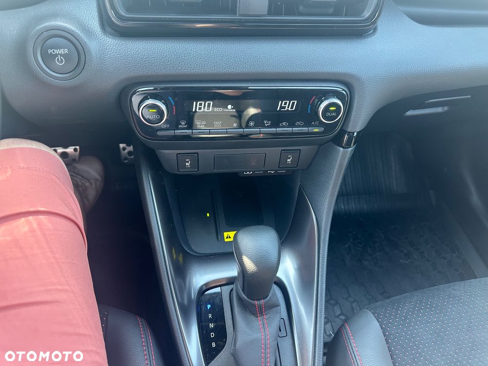 Toyota Yaris 130 1.5 VVT-i GR SPORT - 22