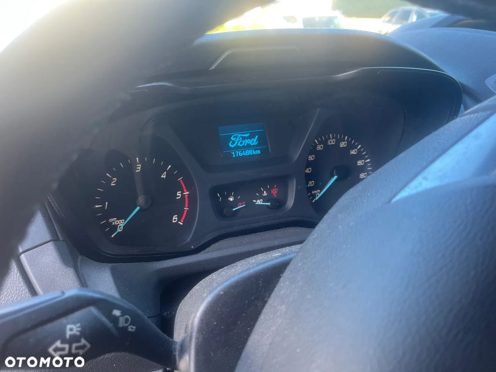 Ford Transit - 13