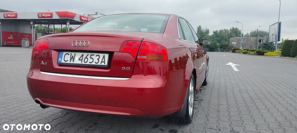 Audi A4 Limousine - 3