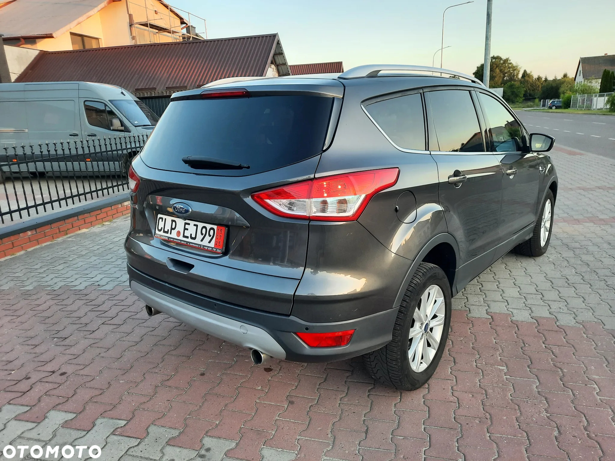 Ford Kuga 2.0 TDCi 2x4 Individual - 11