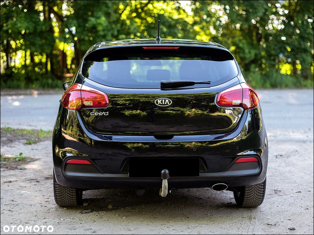 Kia Ceed - 4