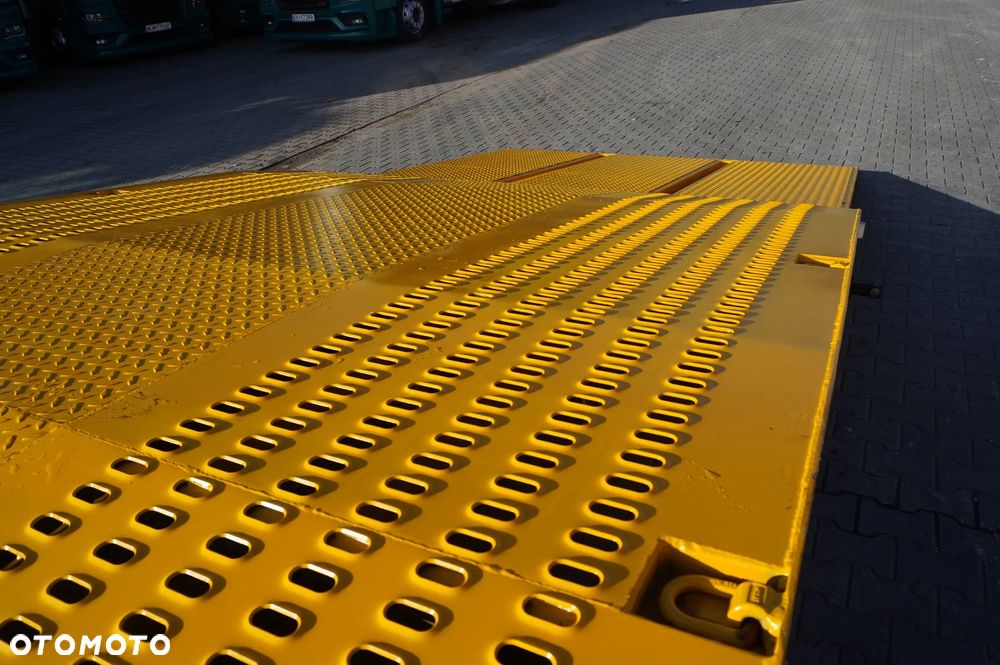 Renault D19 Wide Glob / NOWA Laweta 7.8 m / 280. tys. km - 15