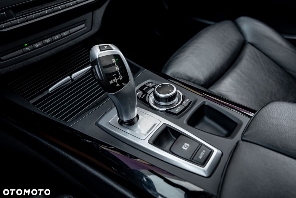 BMW X5 xDrive40d - 38