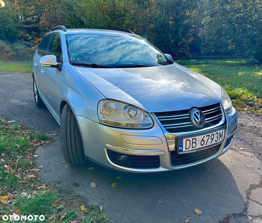 Volkswagen Golf - 2