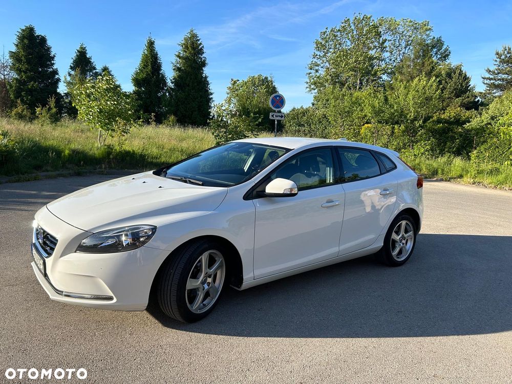 Volvo V40 D2 Kinetic - 12