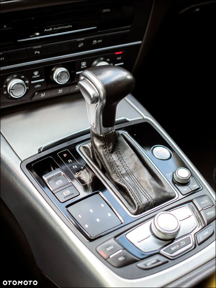 Audi A6 Allroad - 28