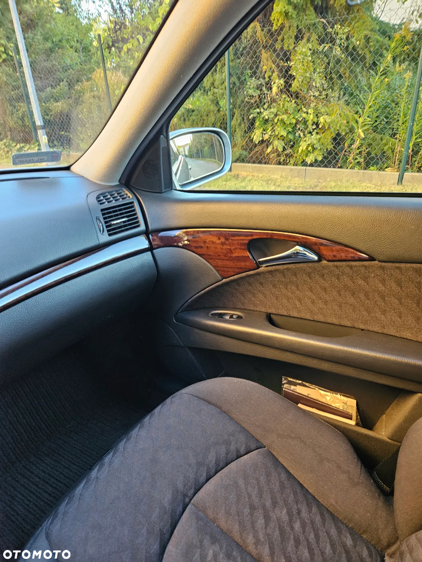 Mercedes-Benz Klasa E - 22