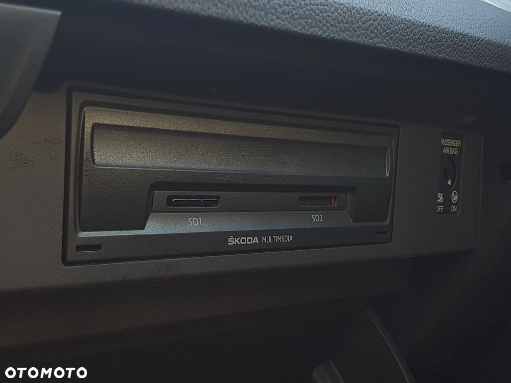 Skoda Superb 2.0 TDI SCR Ambition DSG - 14