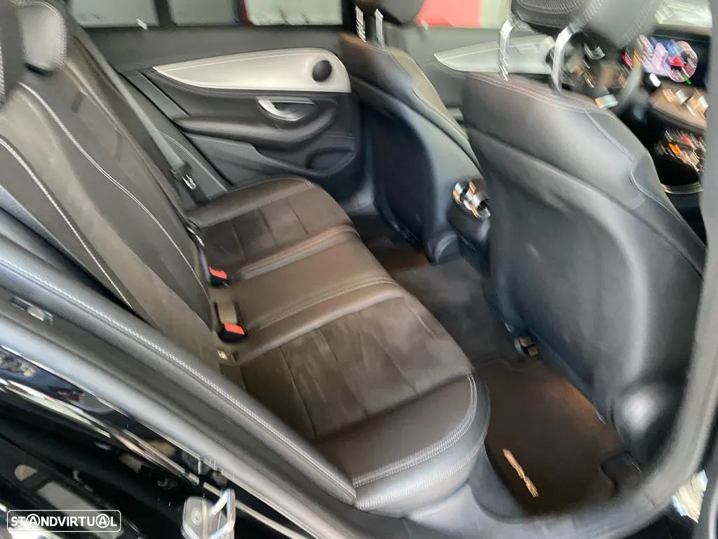 Mercedes-Benz E 220 d AMG Line - 14