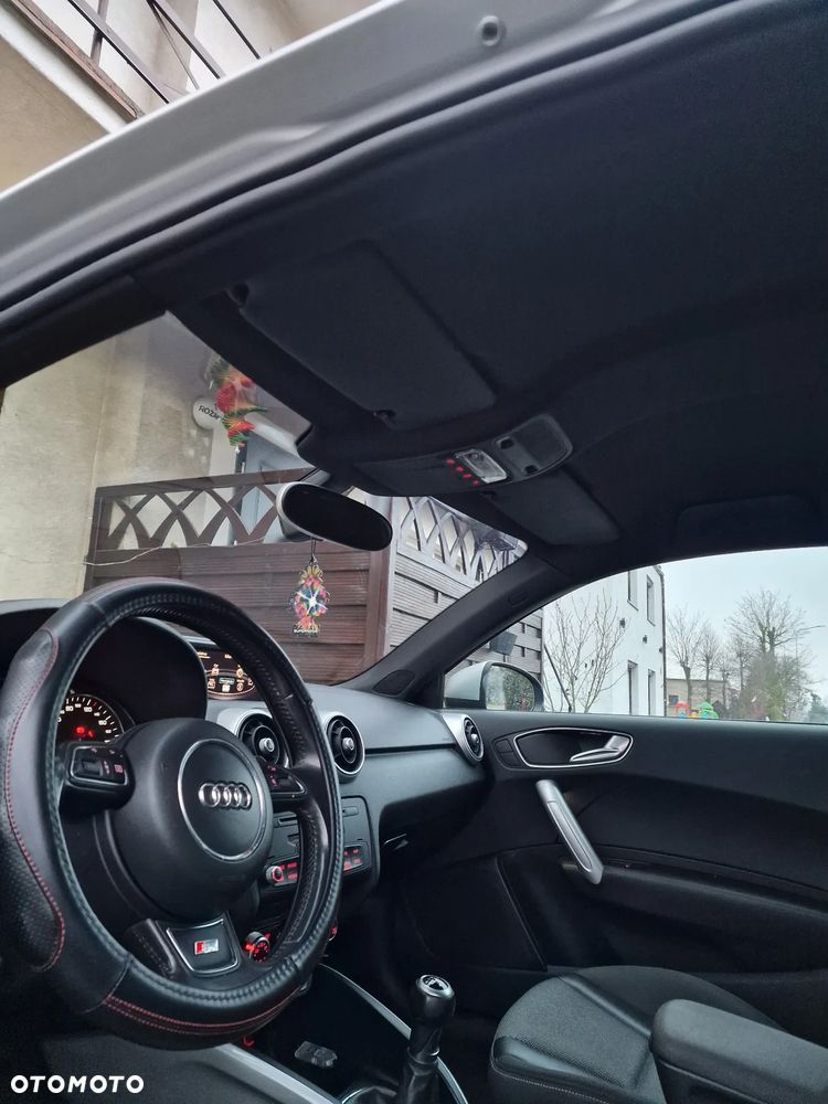 Audi A1 3-drzwiowe 1.6 TDI S line edition - 2