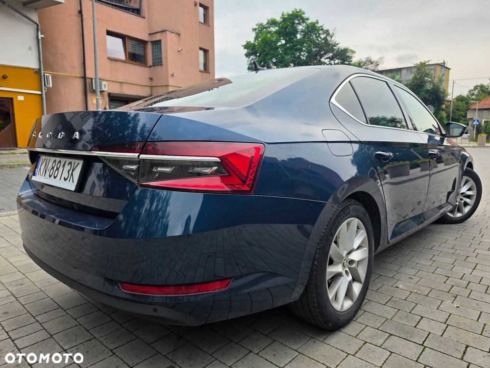 Skoda Superb 1.5 TSI Ambition DSG - 4