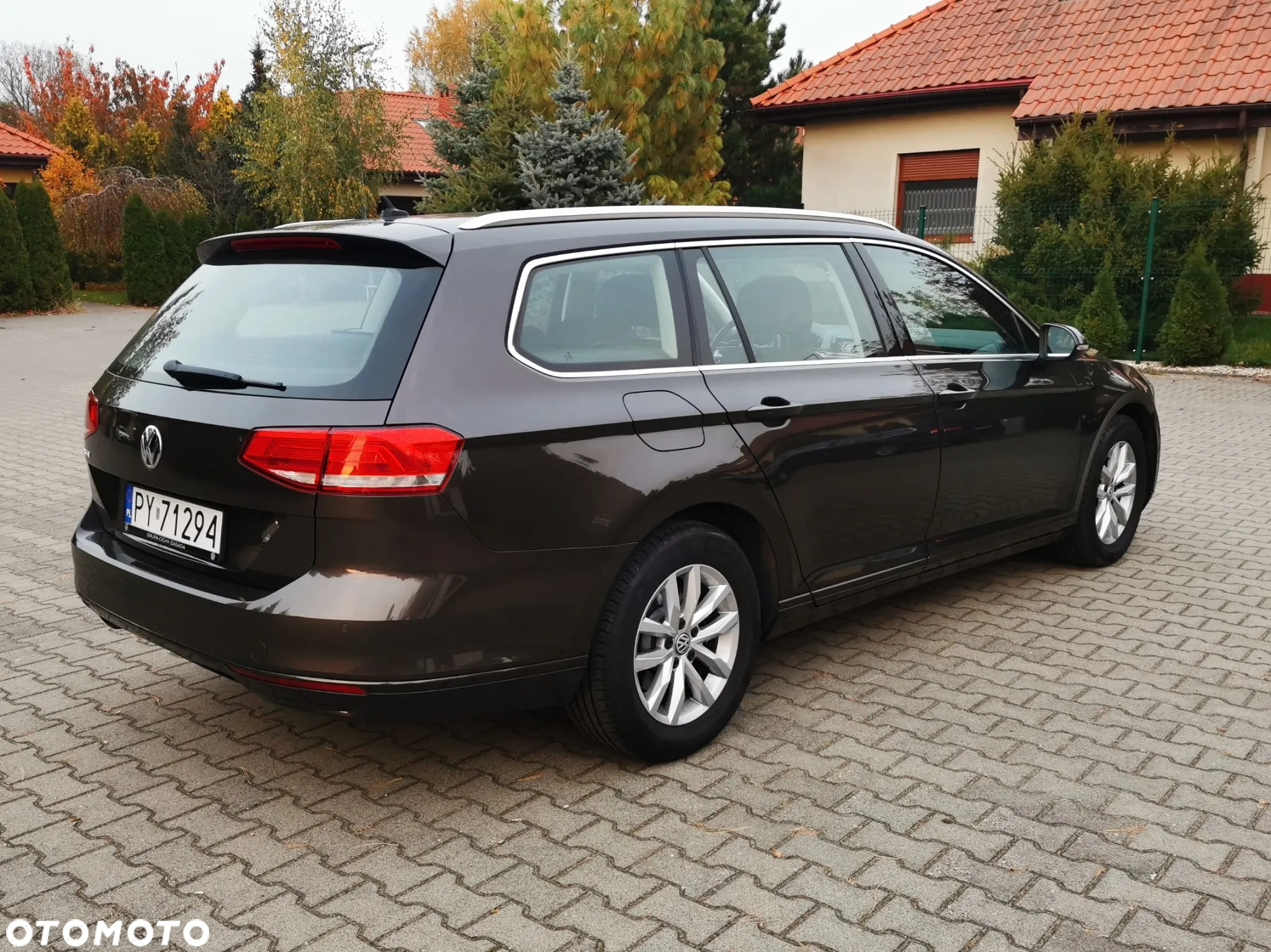 Volkswagen Passat Variant 1.6 TDI SCR DSG Business - 3