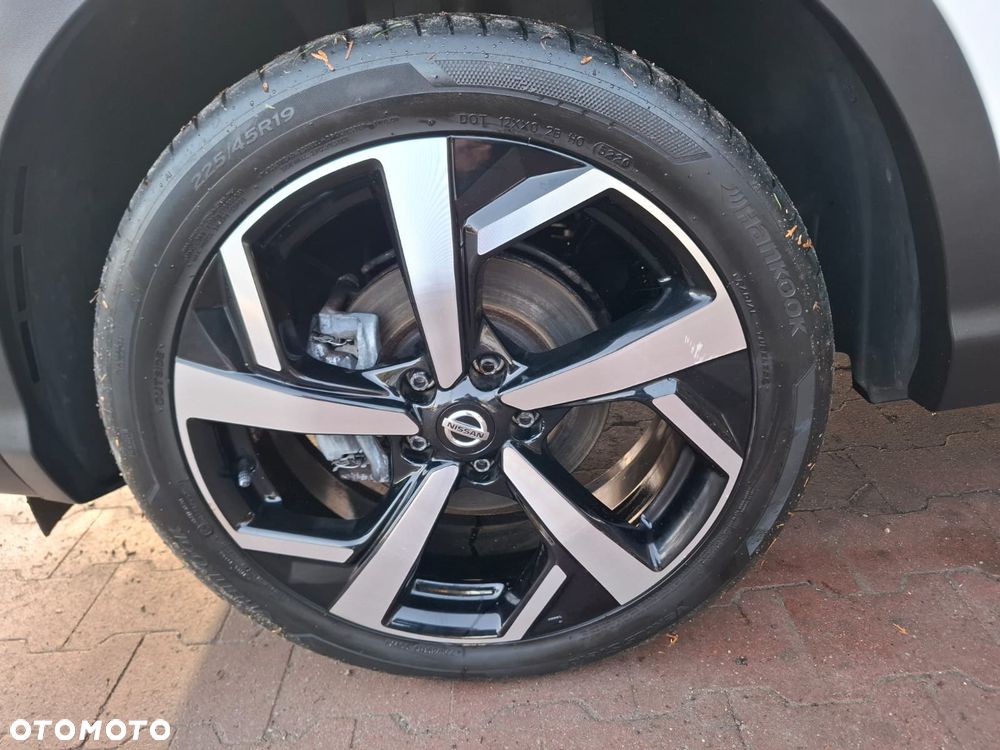 Nissan Qashqai 1.3 DIG-T MHEV N-Connecta - 34