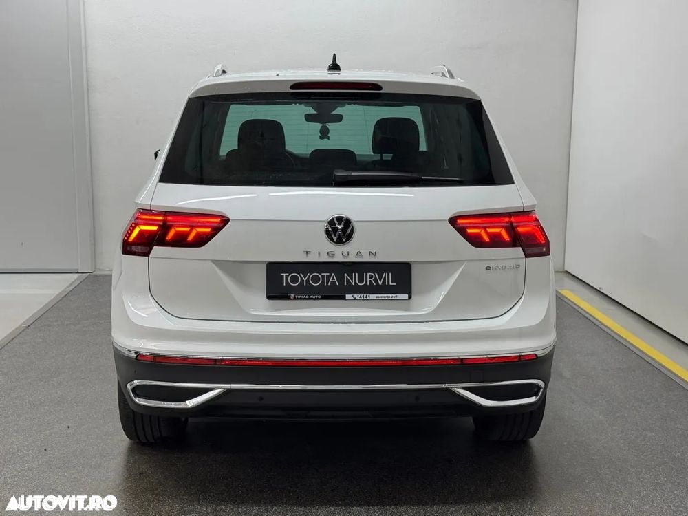 Volkswagen Tiguan - 4