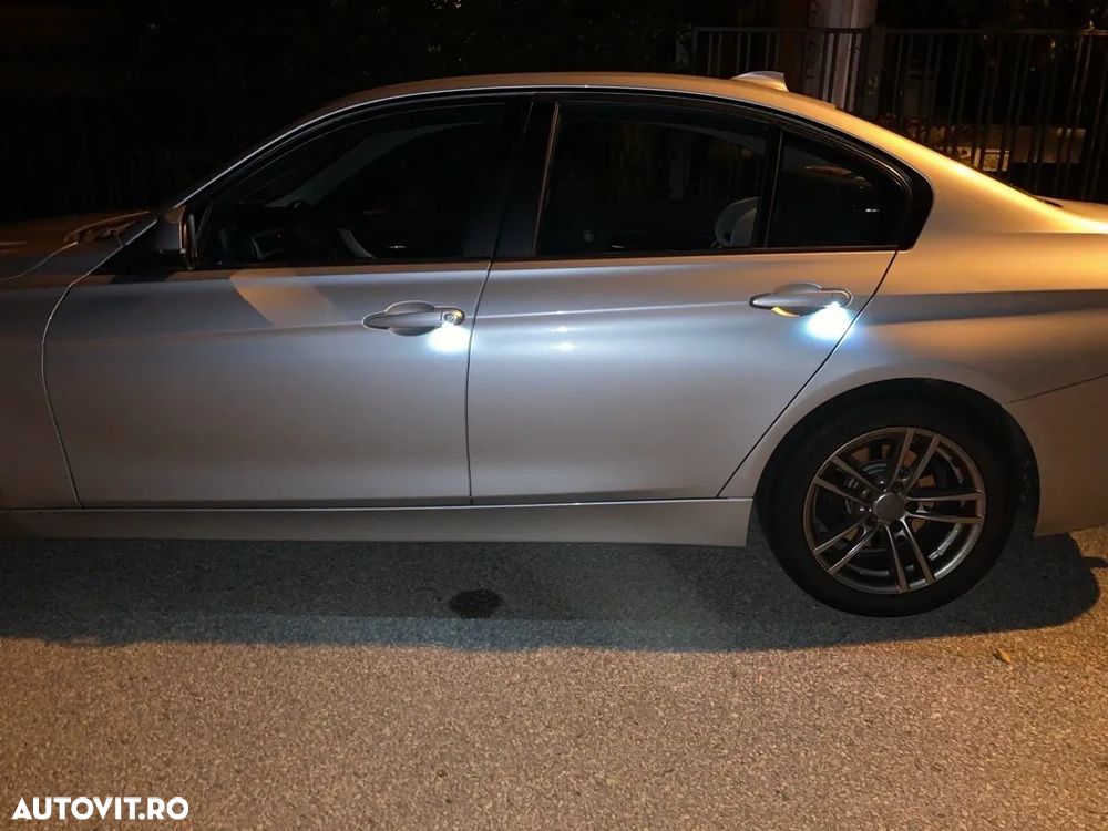 BMW Seria 3 320d Aut. - 6