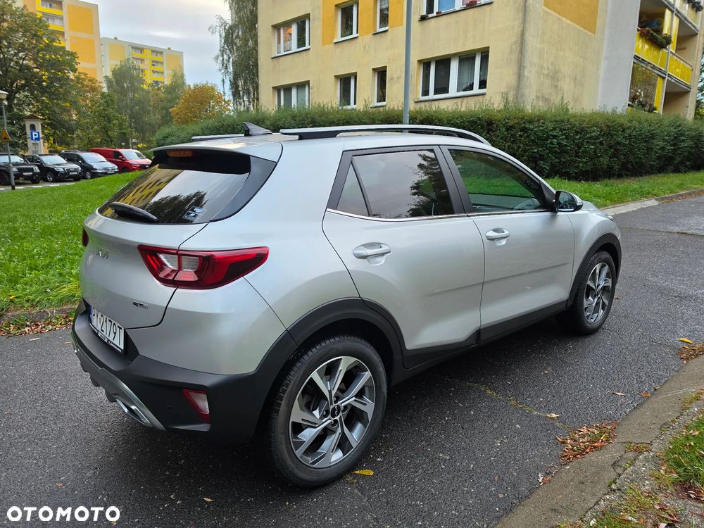 Kia Stonic 2024 photo 4