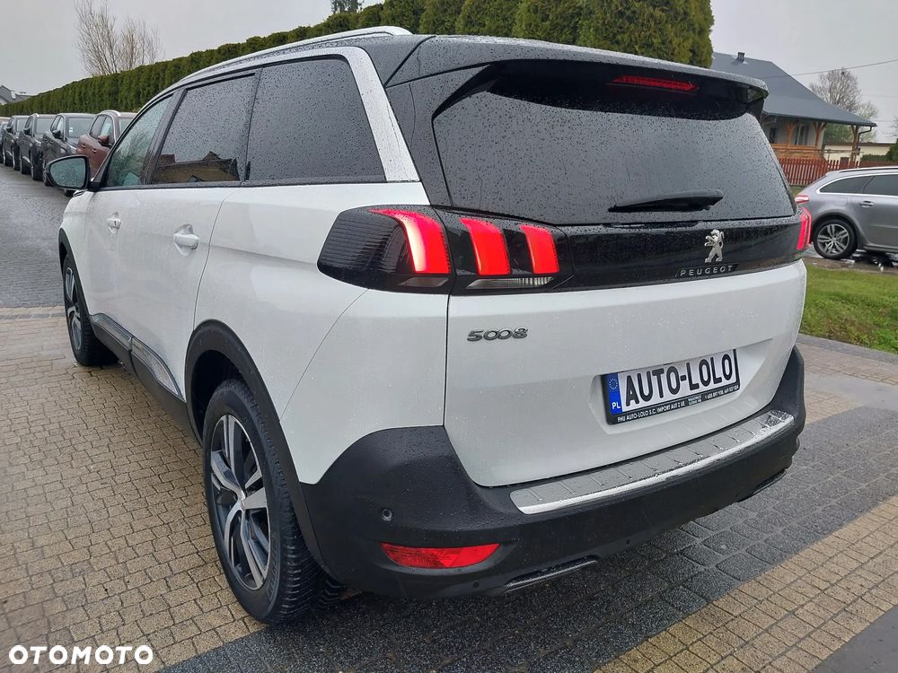 Peugeot 5008 - 4