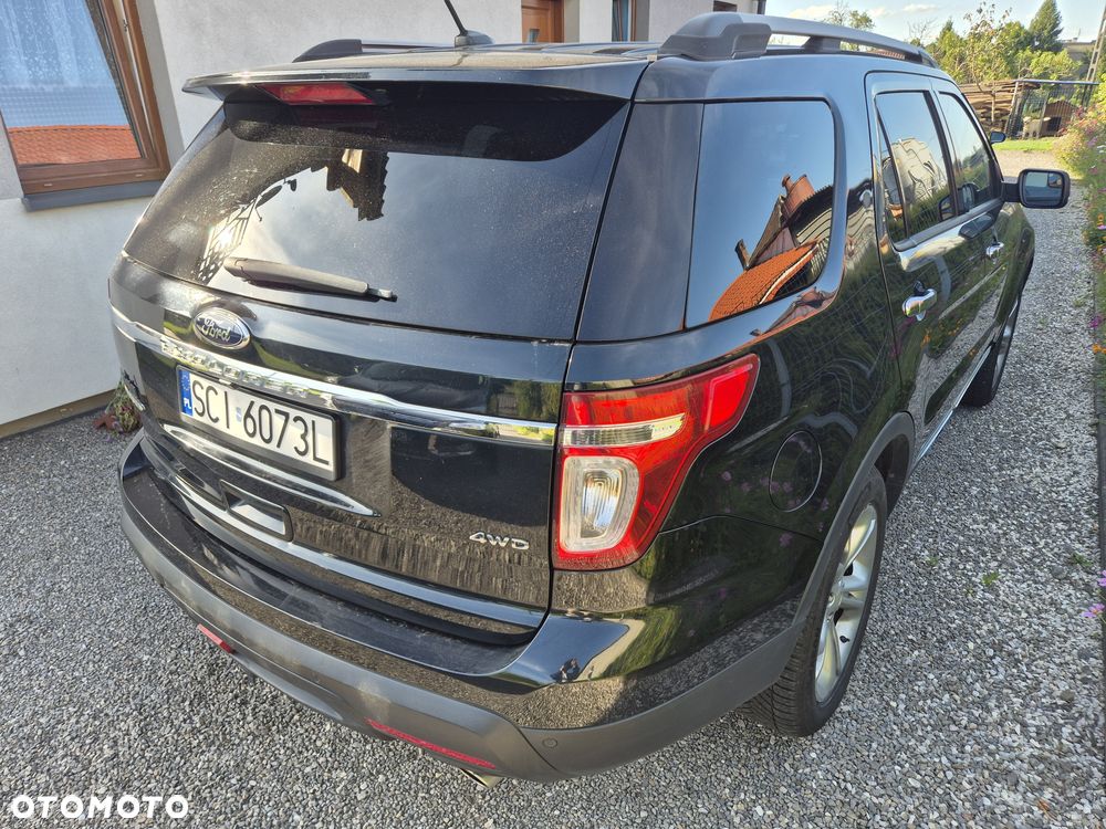 Ford Explorer - 2