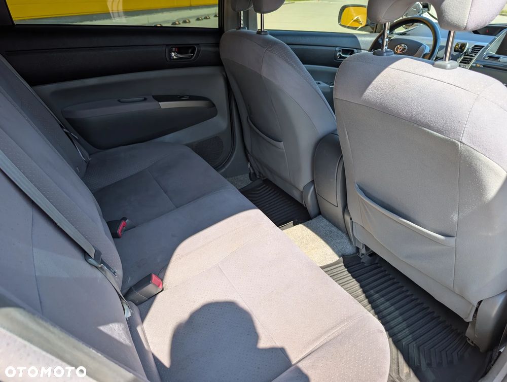 Toyota Prius 1.5 VVT-i Sol - 19