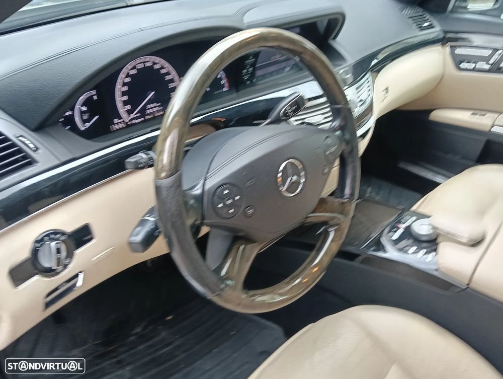 Mercedes-Benz S 350 CDI L DPF 7G-TRONIC BlueEFFICIENCY - 17