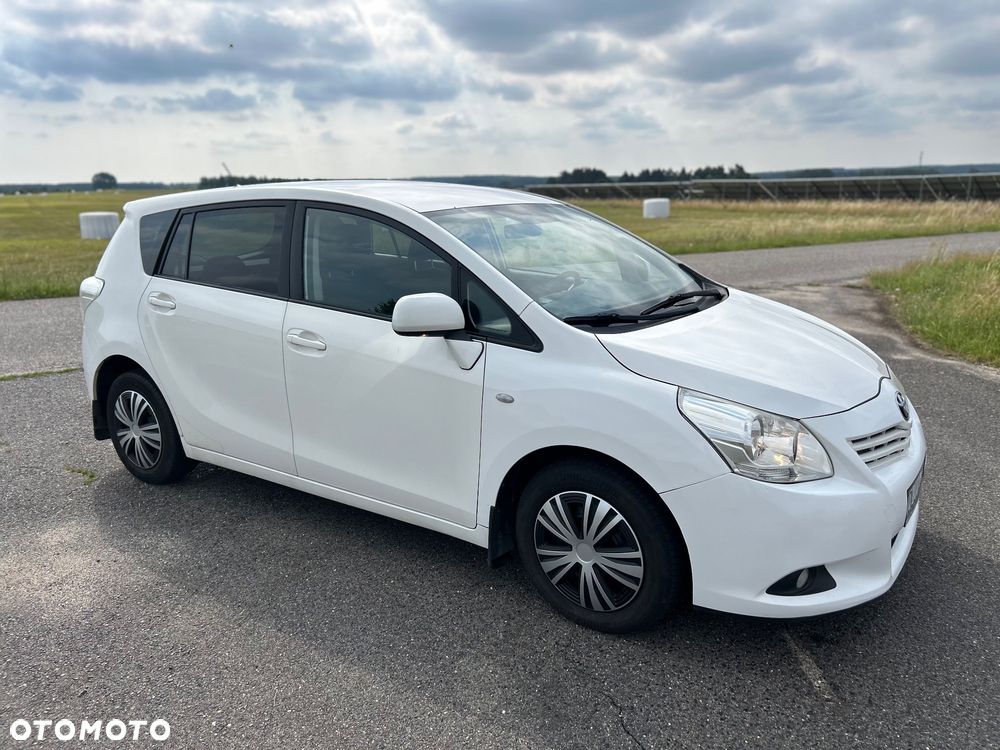 Toyota Verso 2.0 D-4D Sol plus 7os - 2