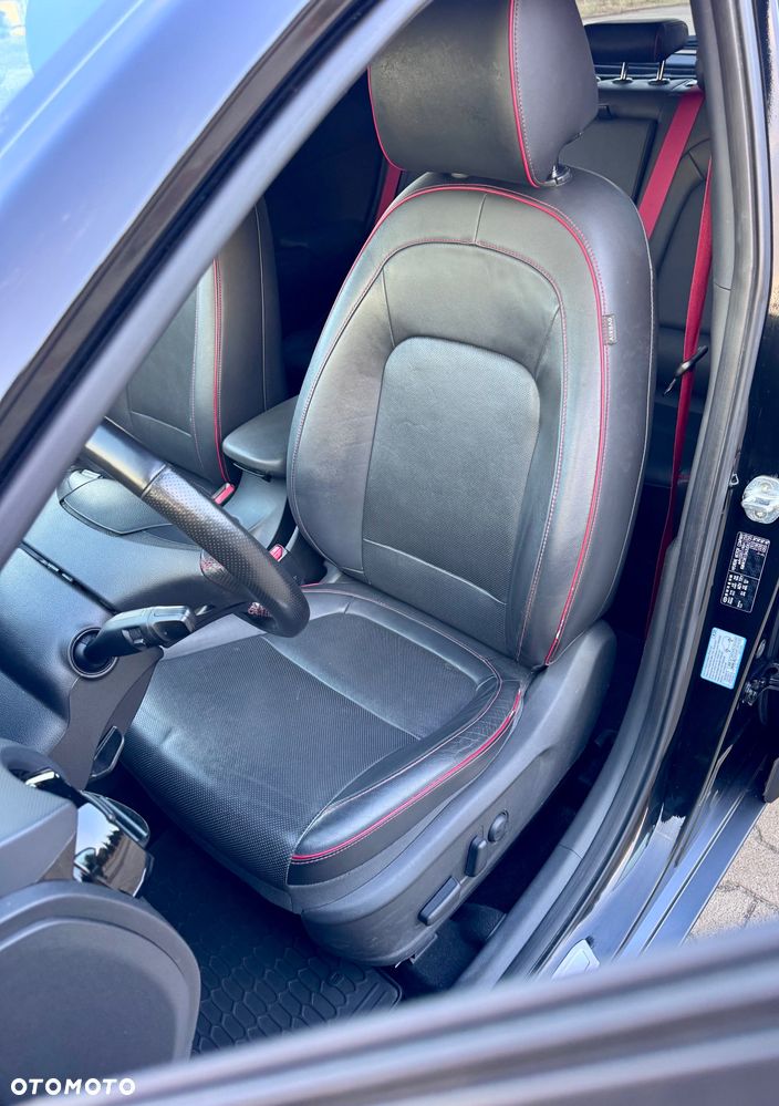 Hyundai Kona - 16